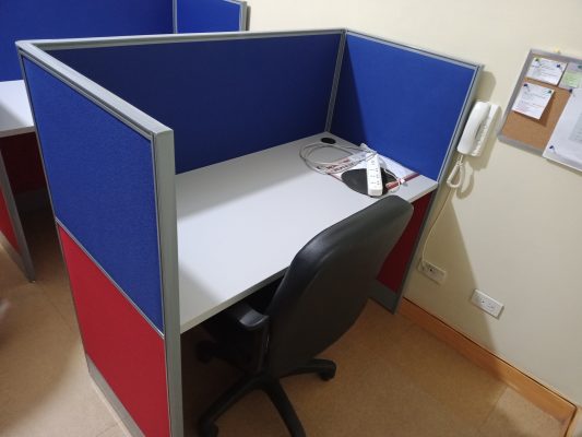 office partitions, cubicle, office dividers